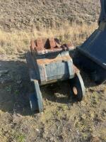 DIGGER QUICK HITCH