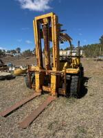 FORKLIFT