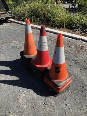 Qty - Witches Hats/Cones